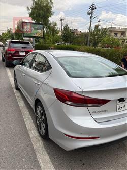 هیوندای ئەلەنترا